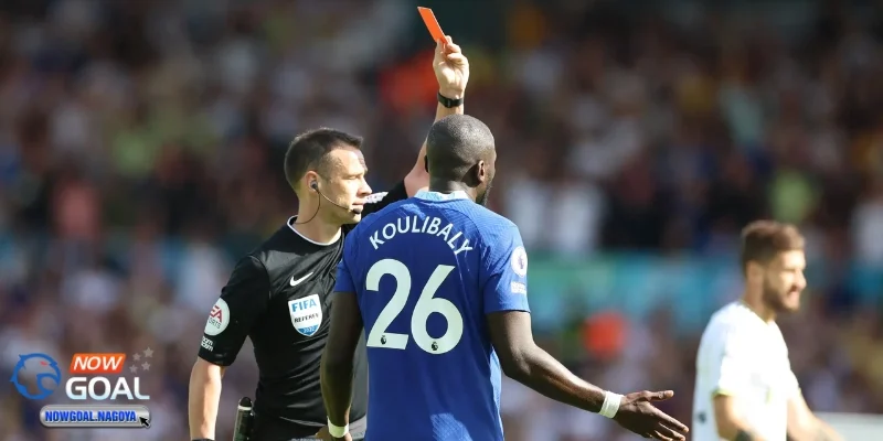 Lịch sử nhận thẻ đỏ của cầu thủ