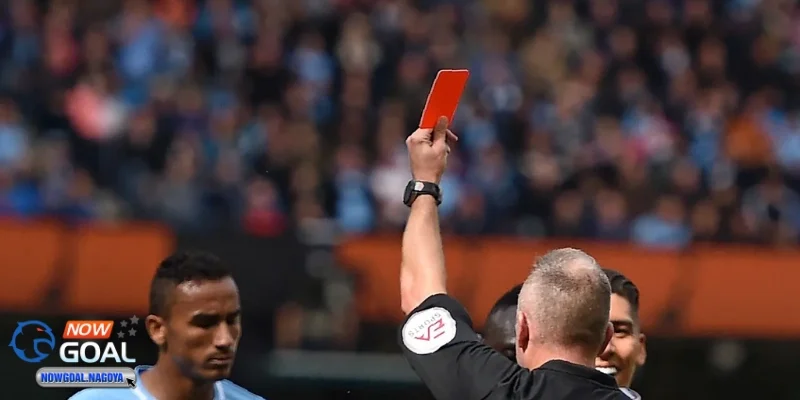 Ví dụ cụ thể về kèo thẻ đỏ trong các trận đấu lớn